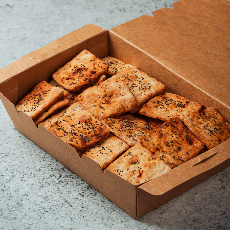 КЕТЪРИНГ ГРИЗИНИ С ЧЕДЪР И МАКОВО СЕМЕ 1